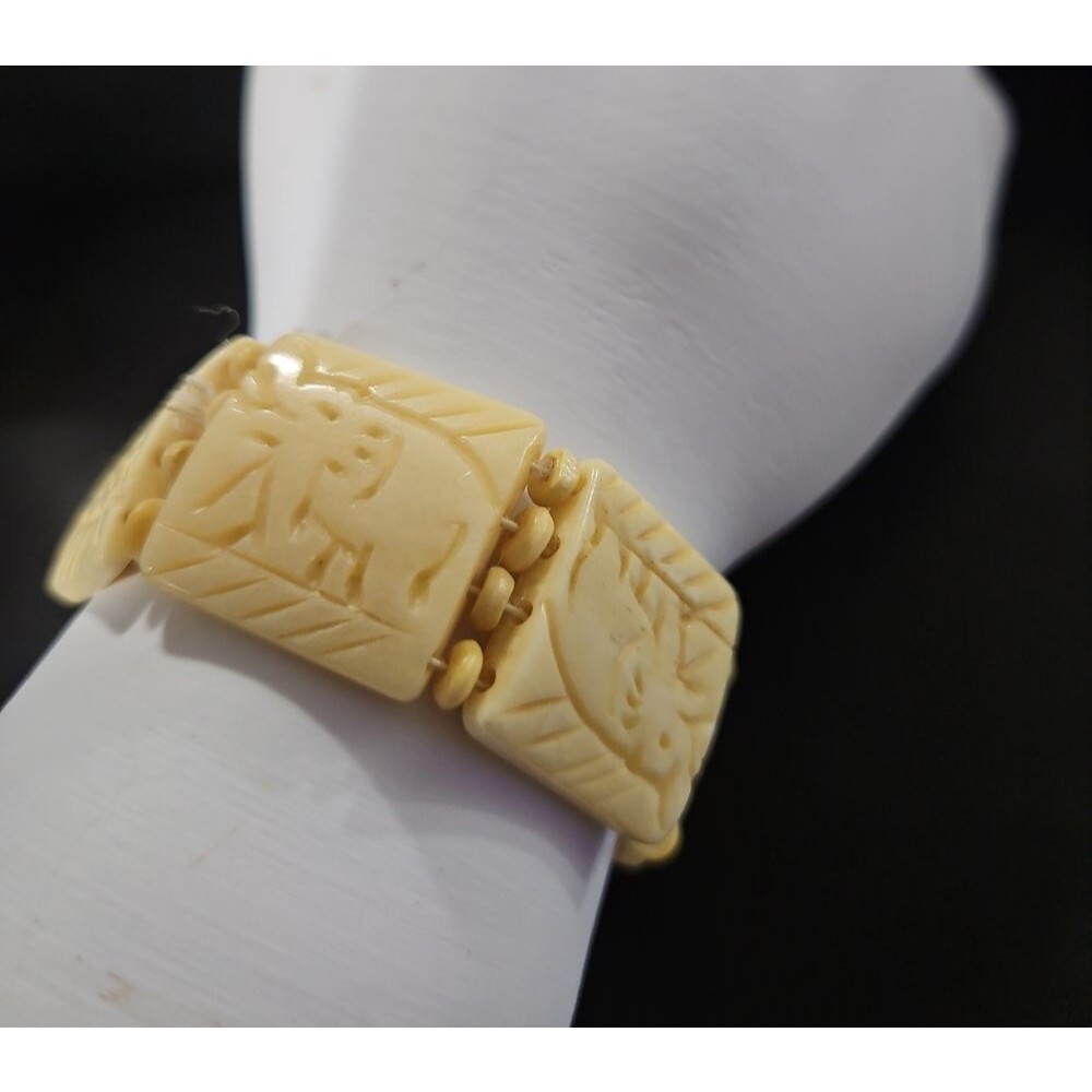 Vintage Carved Elephant Bracelet